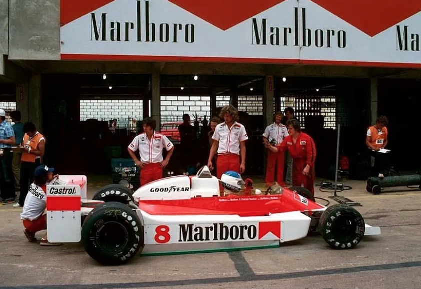 На протяжении большей части 1970-х годов Goodyear полностью контролировала поставки шин для «Формулы-1». Только к концу десятилетия ситуация начала меняться… [Источник: Дэниел Инкандела]
