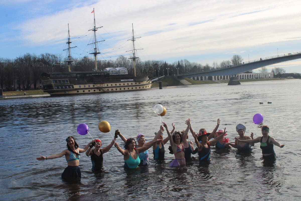 Праздничный заплыв