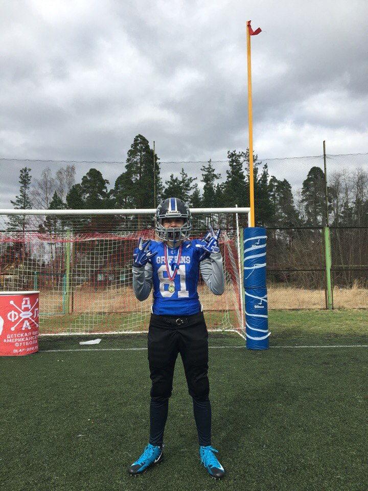 Иван Крюков во времена занятия американским футболом