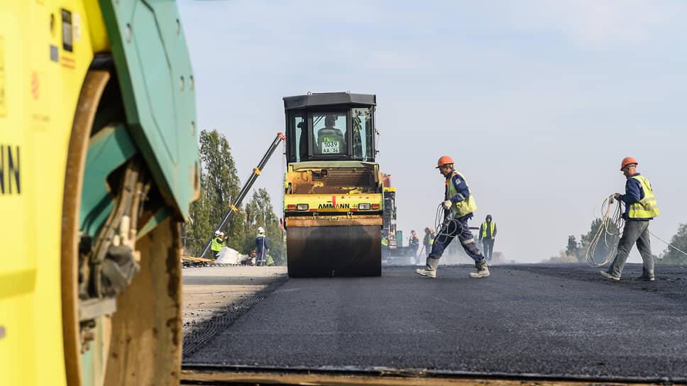 За последние 5 лет на дорожную отрасль Чувашии выделили 37,9 млрд рублей.📷Фото: Олег Харсеев / Коммерсантъ