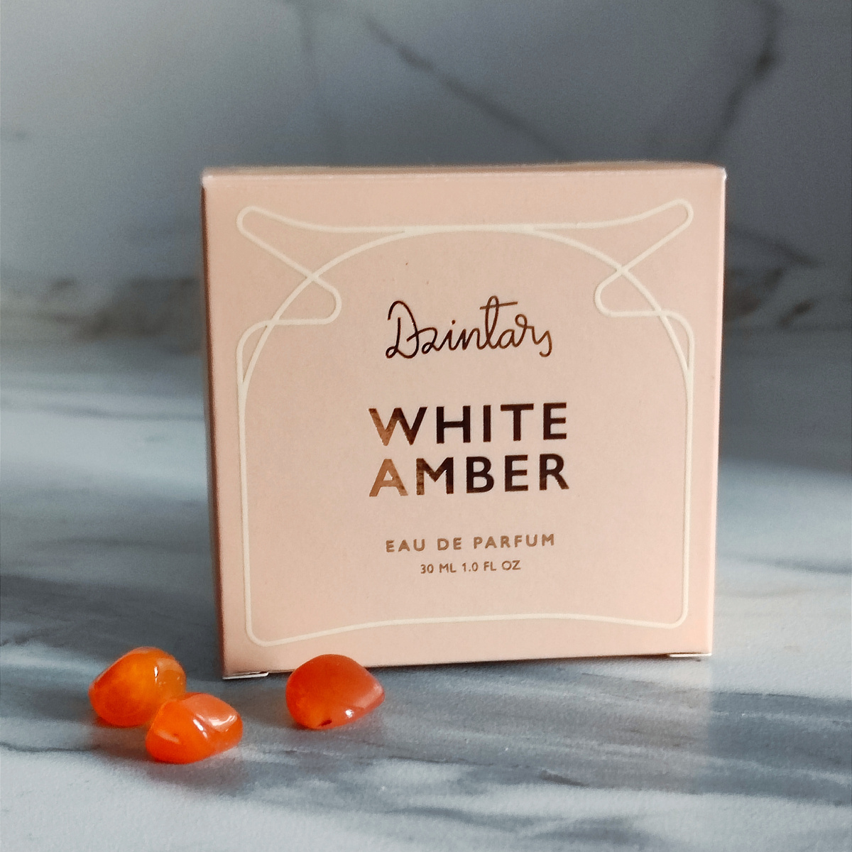 Фото автора, вид коробочки спереди. 