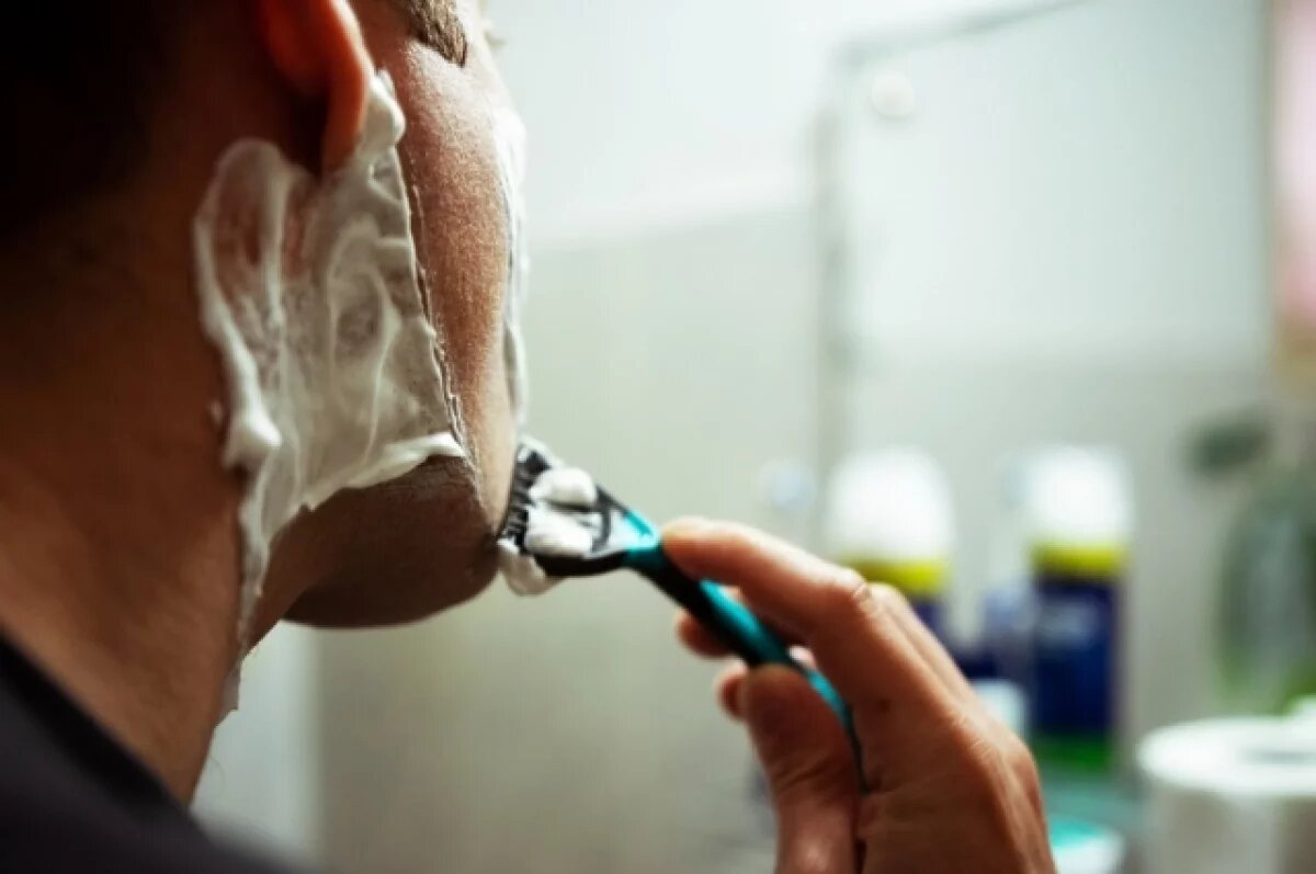    Дерматолог Папко предостерегла нижегородок от бритья лица