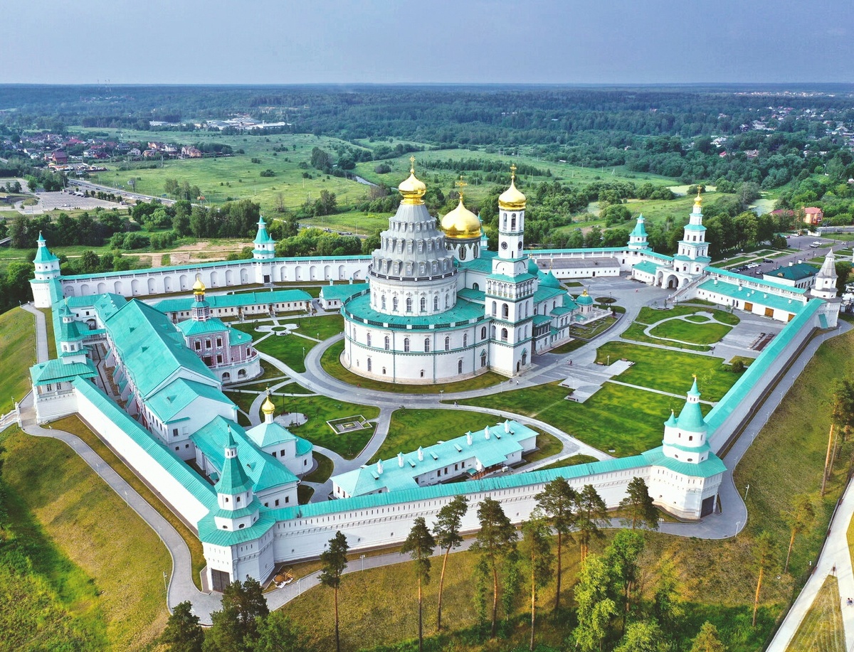 Воскресенский Ново-Иерусалимский монастырь в Истре