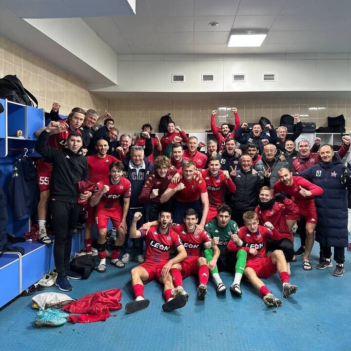     «СКА-Хабаровск» после победы над «Шинником». Фото: ФК «СКА-Хабаровск»