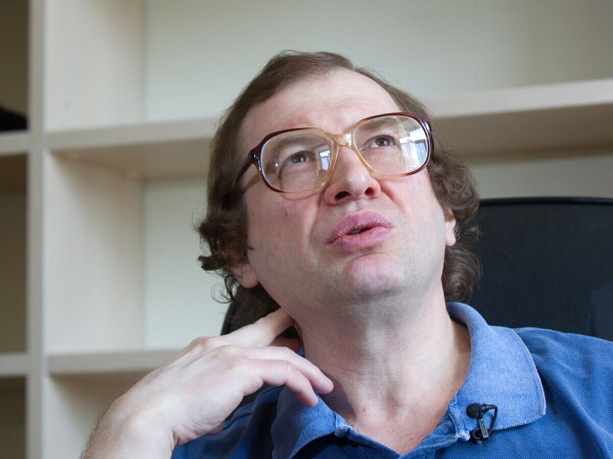    Предприниматель, основатель компании "МММ" Сергей Мавроди© РИА Новости / Илья Питалев