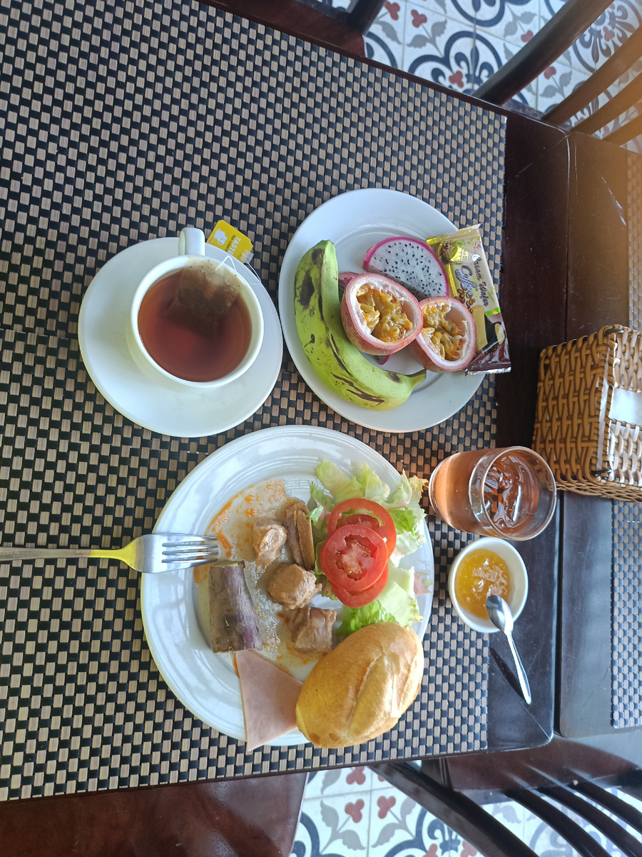 Мой завтрак . По-моему, даже с избытком!