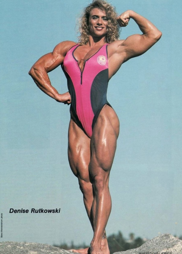 Денис впечатляла всех своими формами 