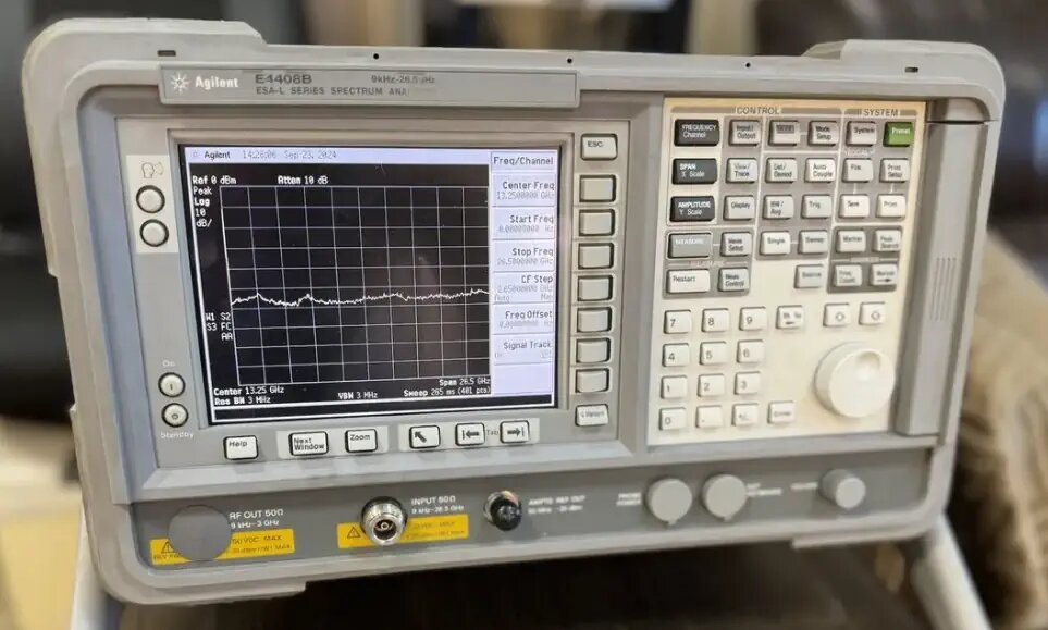Анализатор спектра Agilent E4408 26ghz