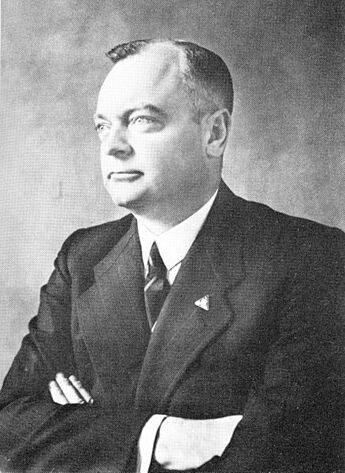 Антон Адриан Мюссерт, в старых публикациях фамилия неверно передаётся как Муссерт, (11 мая 1894, Веркендам — 7 мая 1946, Гаага) — нидерландский политик. Основатель Национал-социалистического движения в Нидерландах. В годы немецкой оккупации страны — «вождь» (leider), то есть глава марионеточного правительства страны. По окончании войны схвачен союзниками и казнён