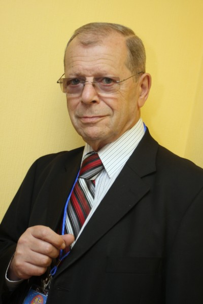 Аркадий Арканов