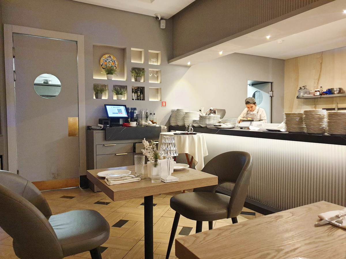 Открытая кухня