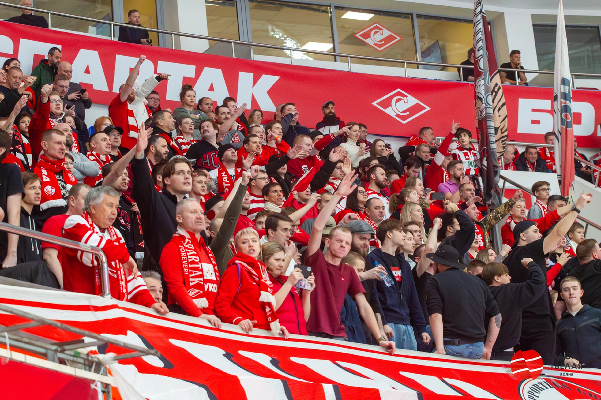 Фото: Красно-Белая волна