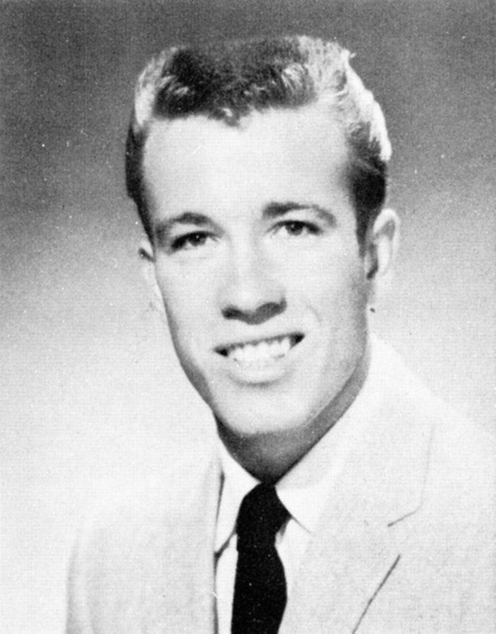 Чак Норрис в молодости. / Фото: mavink.com