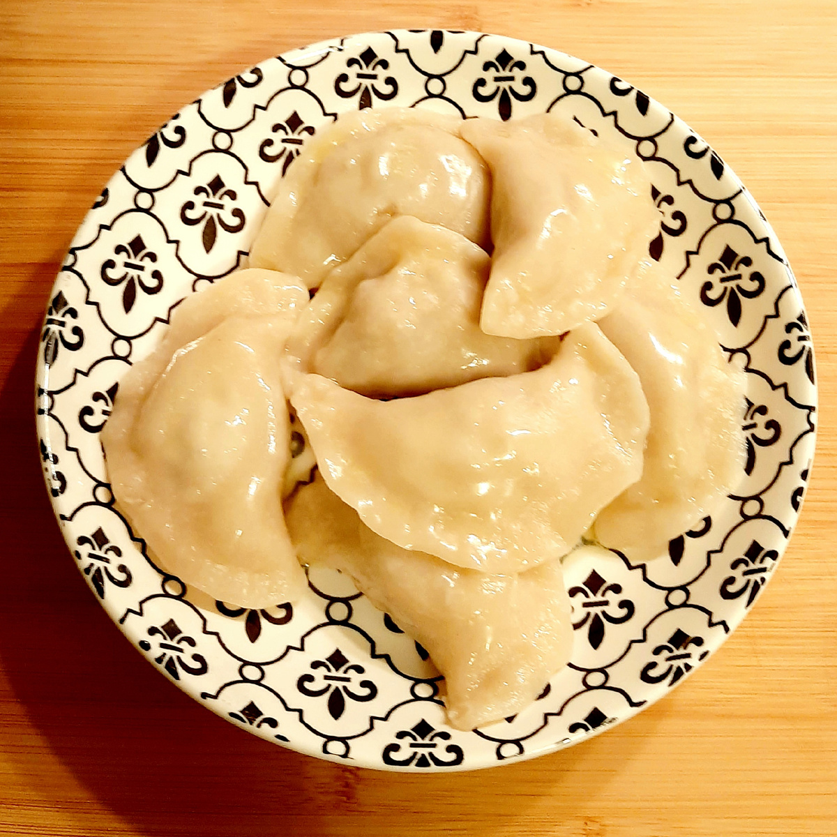 Постные вареники с капустой