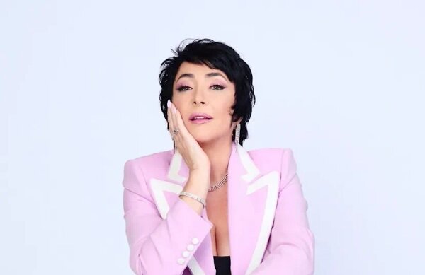 Лолита Милявская. Обложка © VK / Лолита Милявская