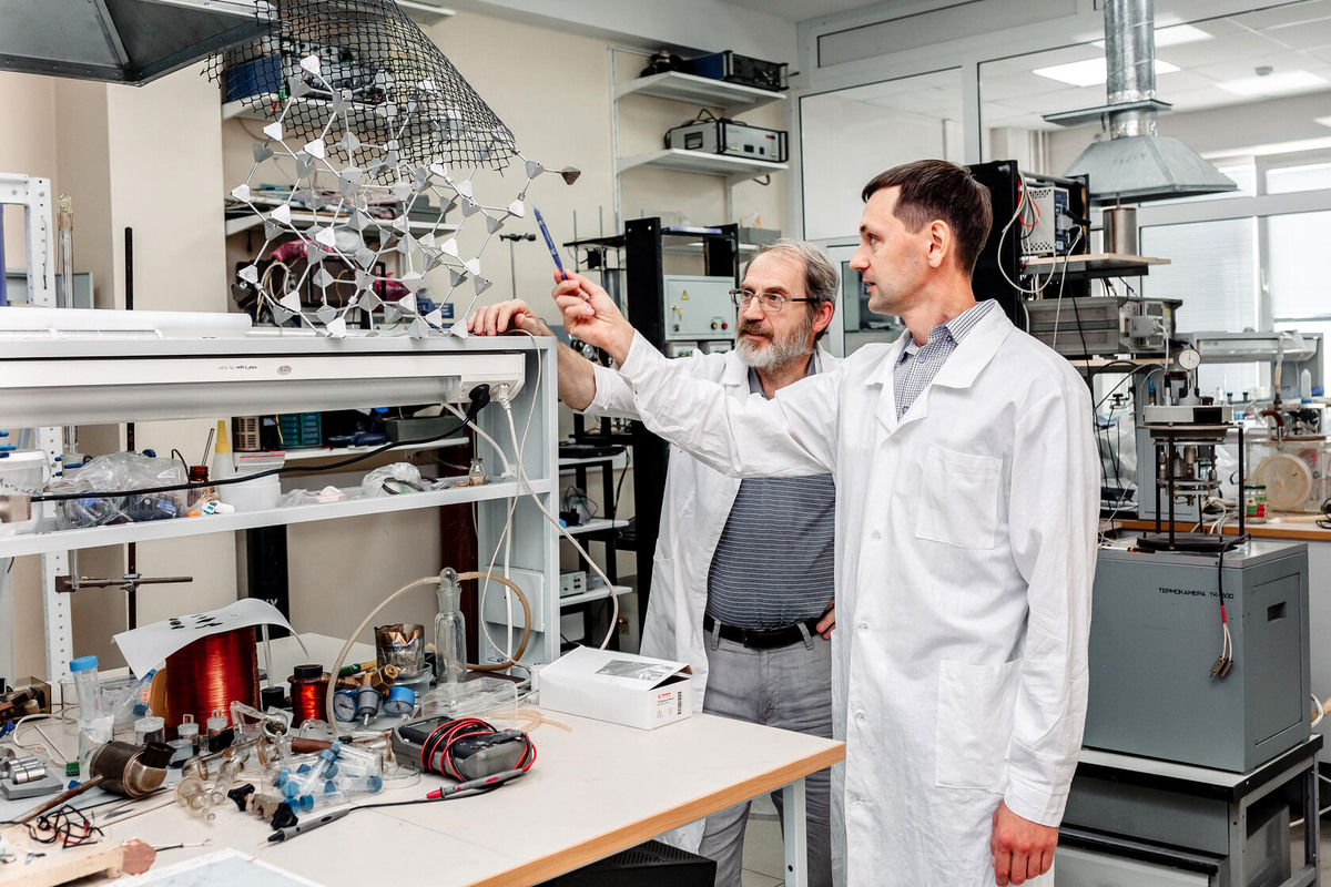    От материаловеда до строителя