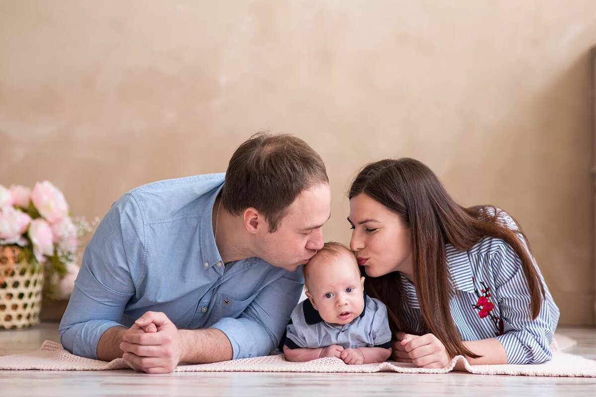 Когда родился сын, я была полностью погружена в заботы о нем и не сразу заметила, как Алексей изменился