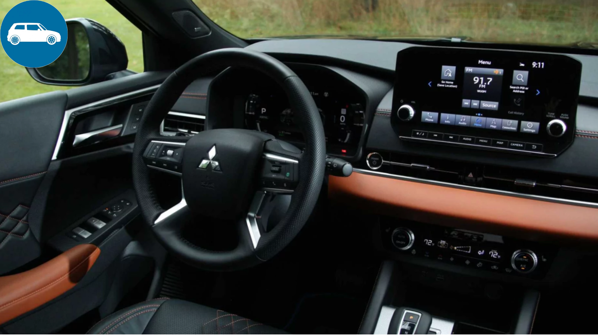Интерьер Mitsubishi Outlander 2024