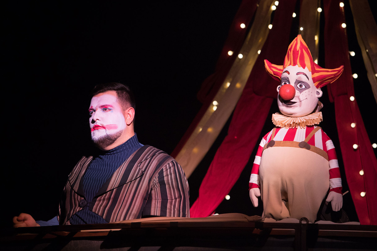 Спектакль "Каштанка". Изображение: mospuppets.ru