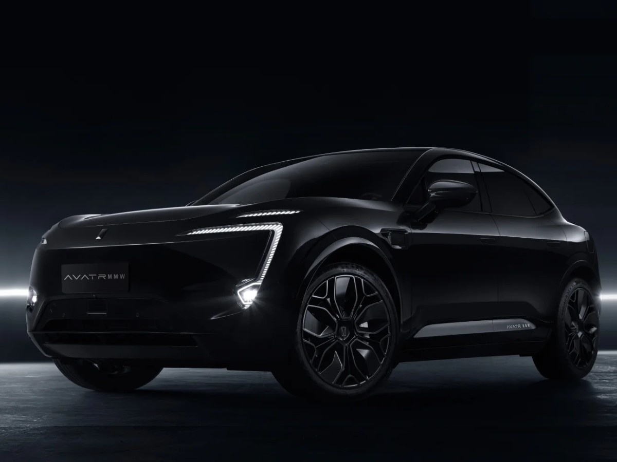    Новый электрокар Avatr 11 с 8-летней гарантией вышел в РФ. Сколько стоит?