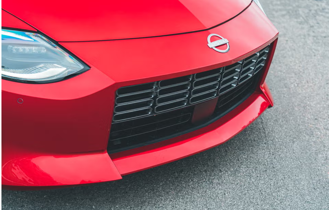 Детали оформления передней части