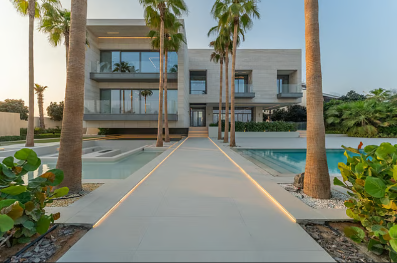 Особняк за 330 миллионов дирхамов (US$ 90 млн)