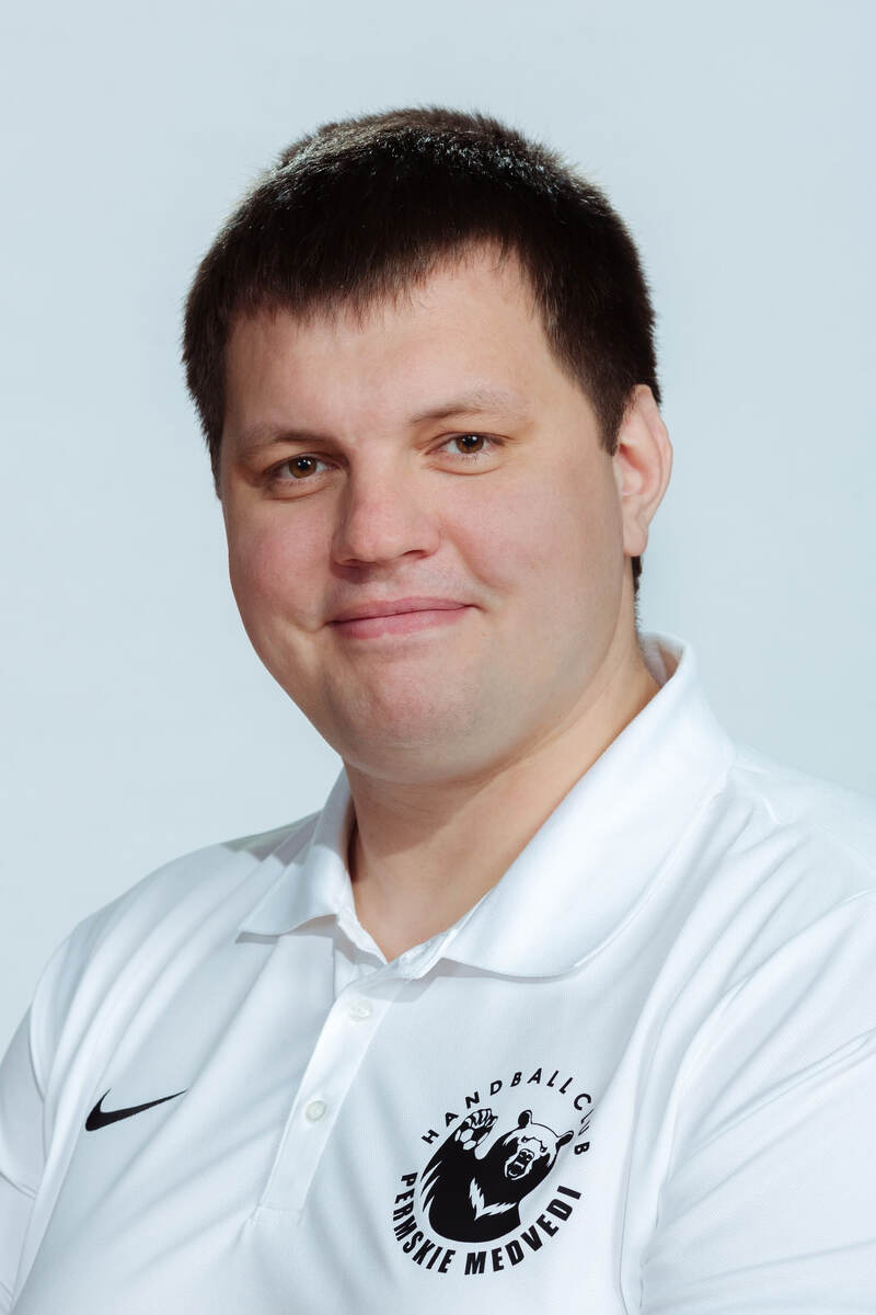    На счету тренера "Берлоги" Максима Одинцова несколько успешных сезонов с пермской "молодёжкой"