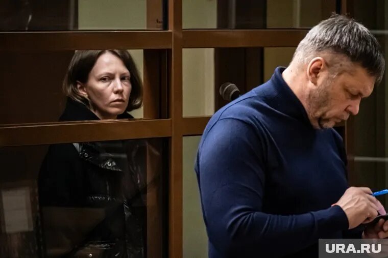 Ирина Шатова в суде заявила, что пошла на преступление из-за проблем в личной жизни и давления клиентов. Фото: Руслан Яроцкий © URA.RU