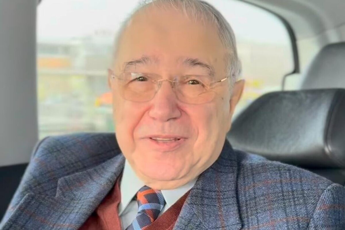    Евгений Петросян Кадр из видео