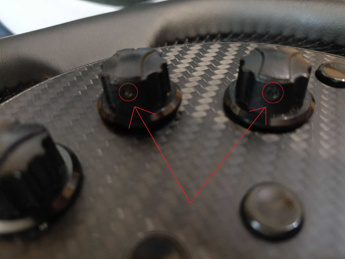 Фото не очень чёткое, но расположение винтиков понять можно..