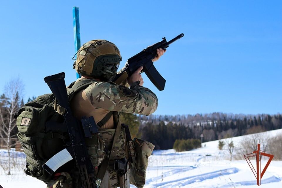    Памятный турнир по тактической стрельбе в Республике Алтай. Источник: Пресс-служба Управления Росгвардии по Республике Алтай