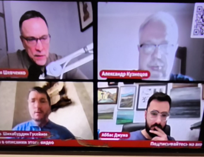    Шахабуддин Гусейнов (слева внизу). Скриншот:Telegram/"Кипиш Дагестана"