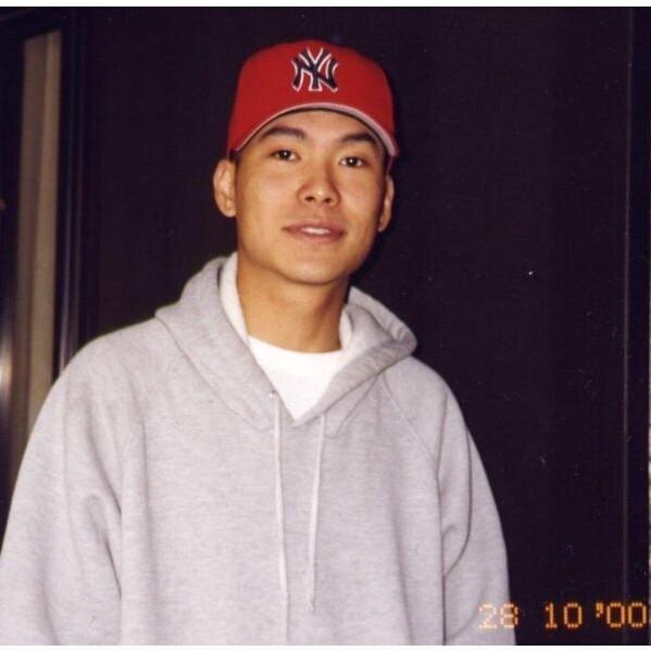 Архивное фото 宋岳庭 