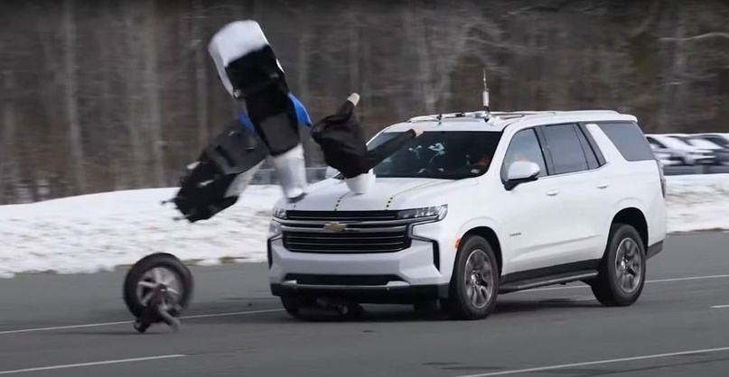 Тесты IIHS показали