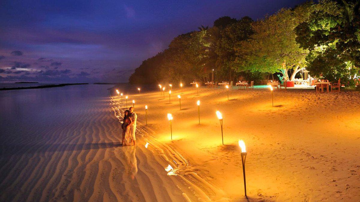 Ночные Мальдивы прекрасны!