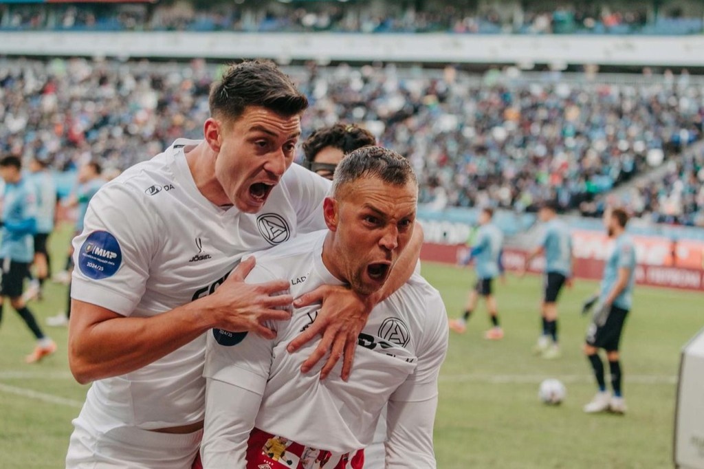    Фото © fcakron.ru