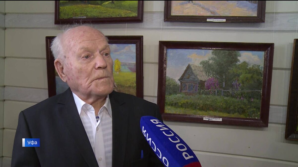    Известный уфимский художник Тимофей Ерастов отметил свой вековой юбилей