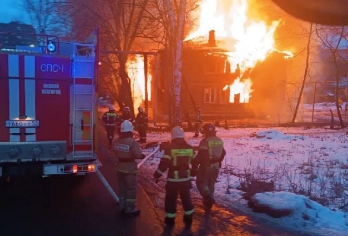    Сгоревший деревянный дом на ул. Матросская оказался аварийным