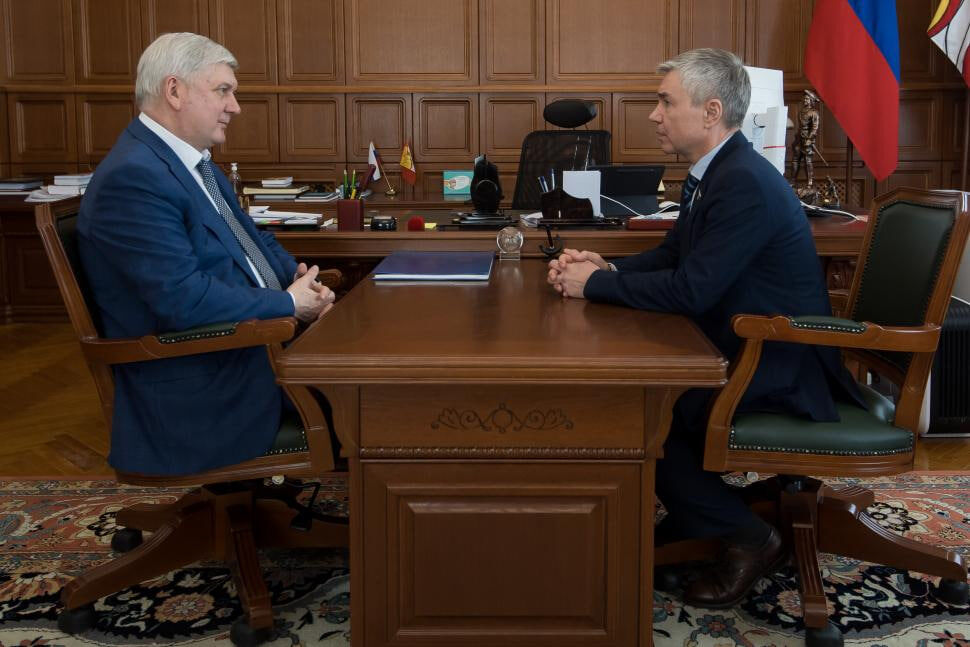    В Воронежской области будут развивать адаптивный спорт для поддержки участников СВО и их семей правительство Воронежской области