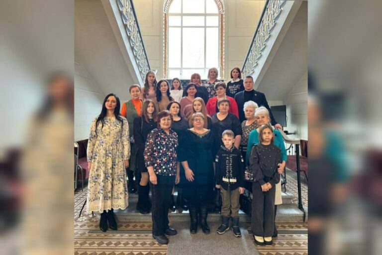    Семьи участников СВО из Оренбуржья посетили культурный центр «Эрмитаж-Евразия» Андрей Севостьянов