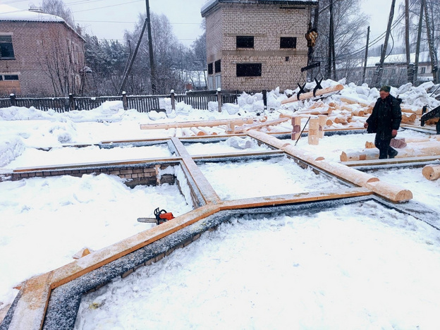    В Лузе начали строить стены Смоленского храма