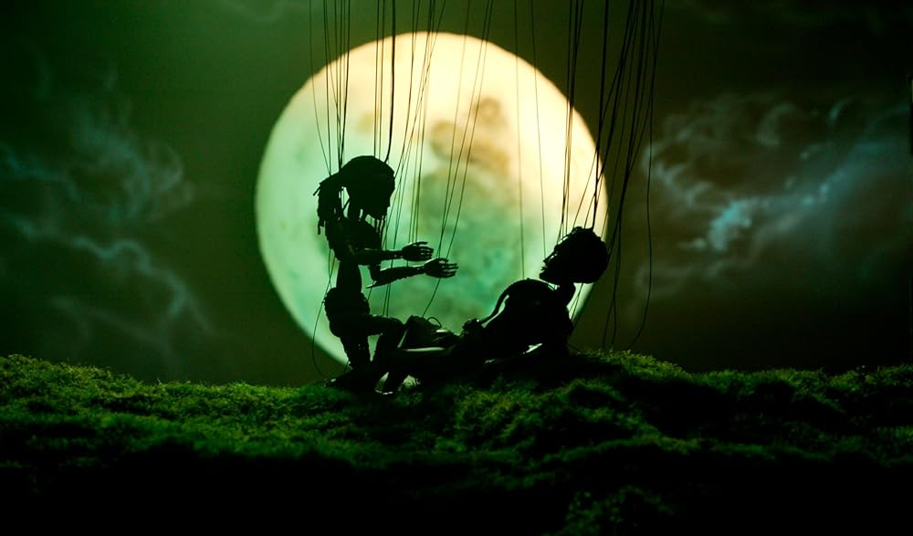 Кадр из фильма «Strings». Режиссер: Андерс Рённов Кларлунд. Производство: Bald Film, BOB Film, Film and Music Entertainment (F&ME), Mainstream, Nordisk Film A/S, Radar Film, Sandrew Metronome Distribution Finland, Zentropa Entertainments. Прокат: Русский Репортаж