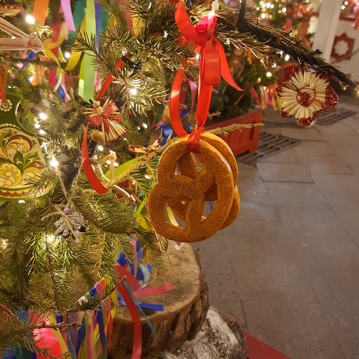 В моменте настоящего мыслей нет.