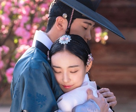 Дорама "Наша цветущая юность" 