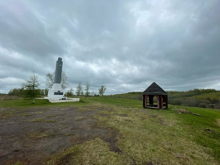Мемориал ВОВ на урочище Залазна