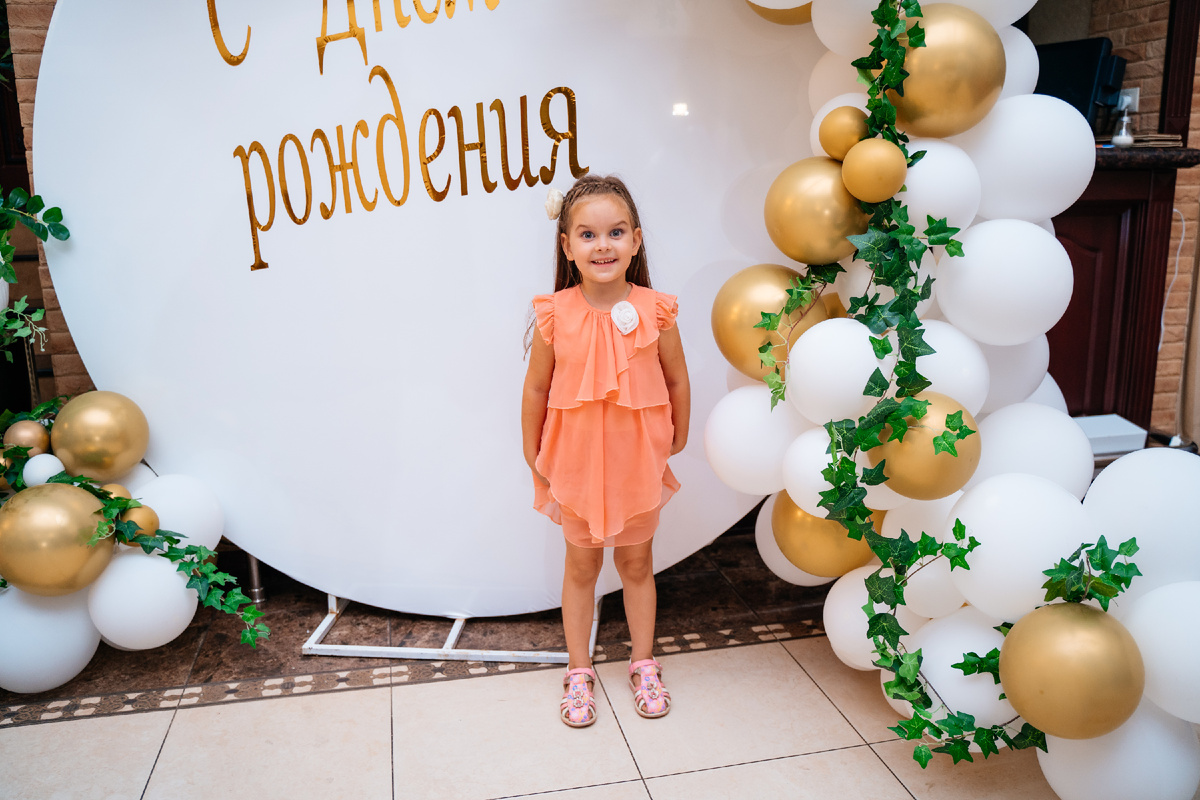 Маленькая Катя