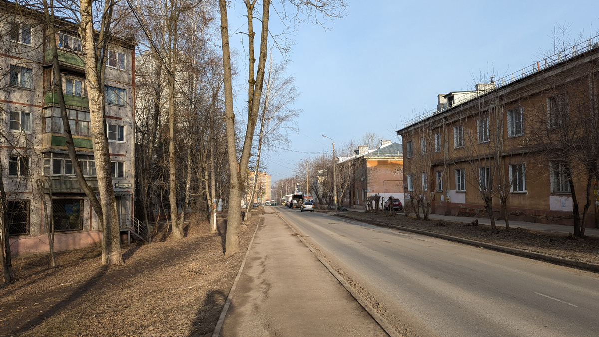 Утро в городе 