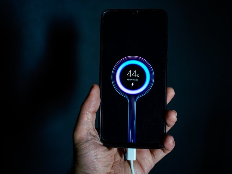    Инсайды #3610: смартфон с АКБ на 8000 мАч, кулер Nubia и наушники realme