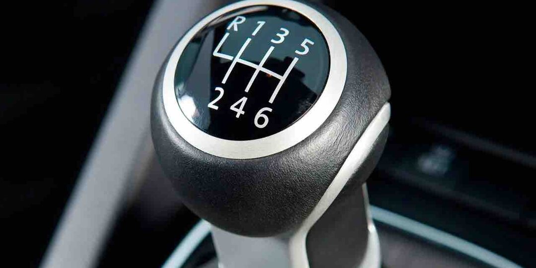 Советуют НЕ менять масло на «механике» (МКПП): ездить весь срок службы или нет?