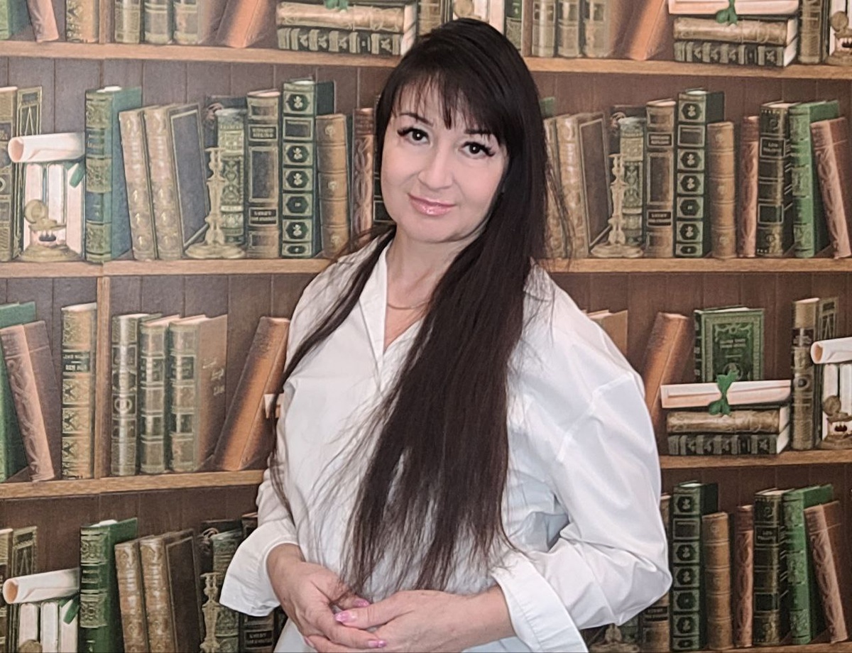 Психотерапвт, Наталья Холодова
